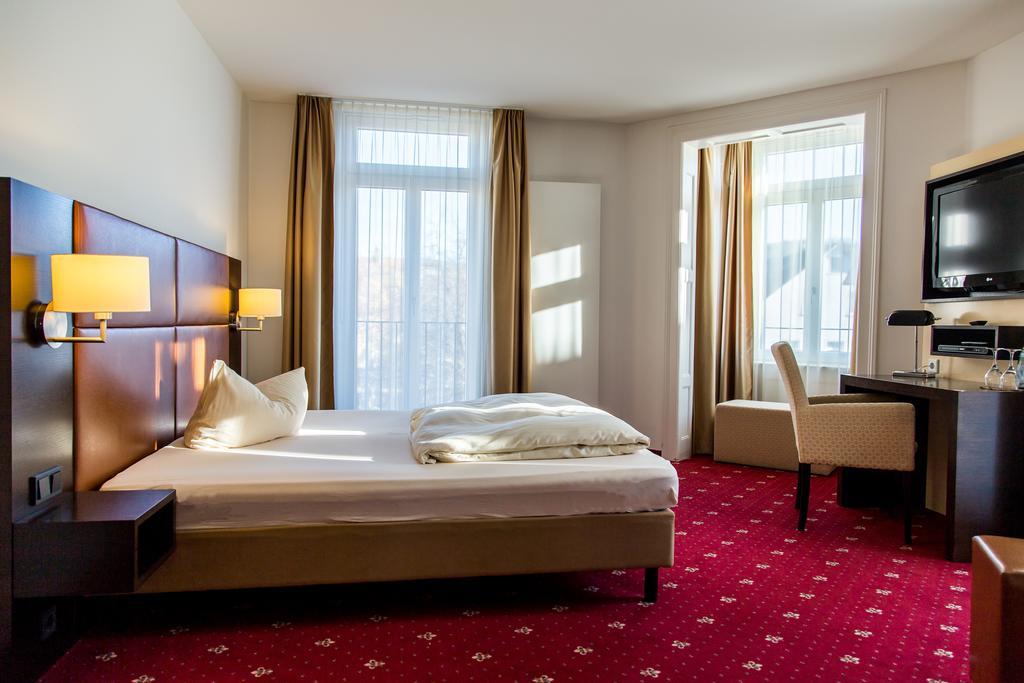Pucci Baerengarten Stadthotel Равенсбург Номер фото